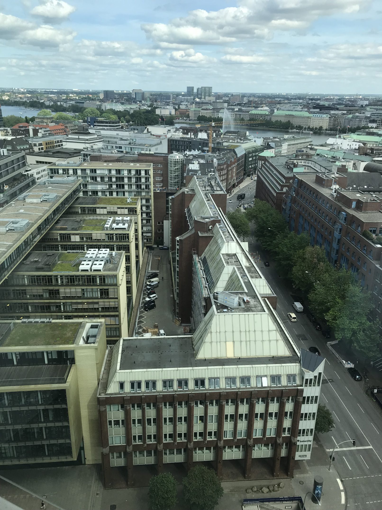 VALENTINSKAMP 88-90 Hamburg