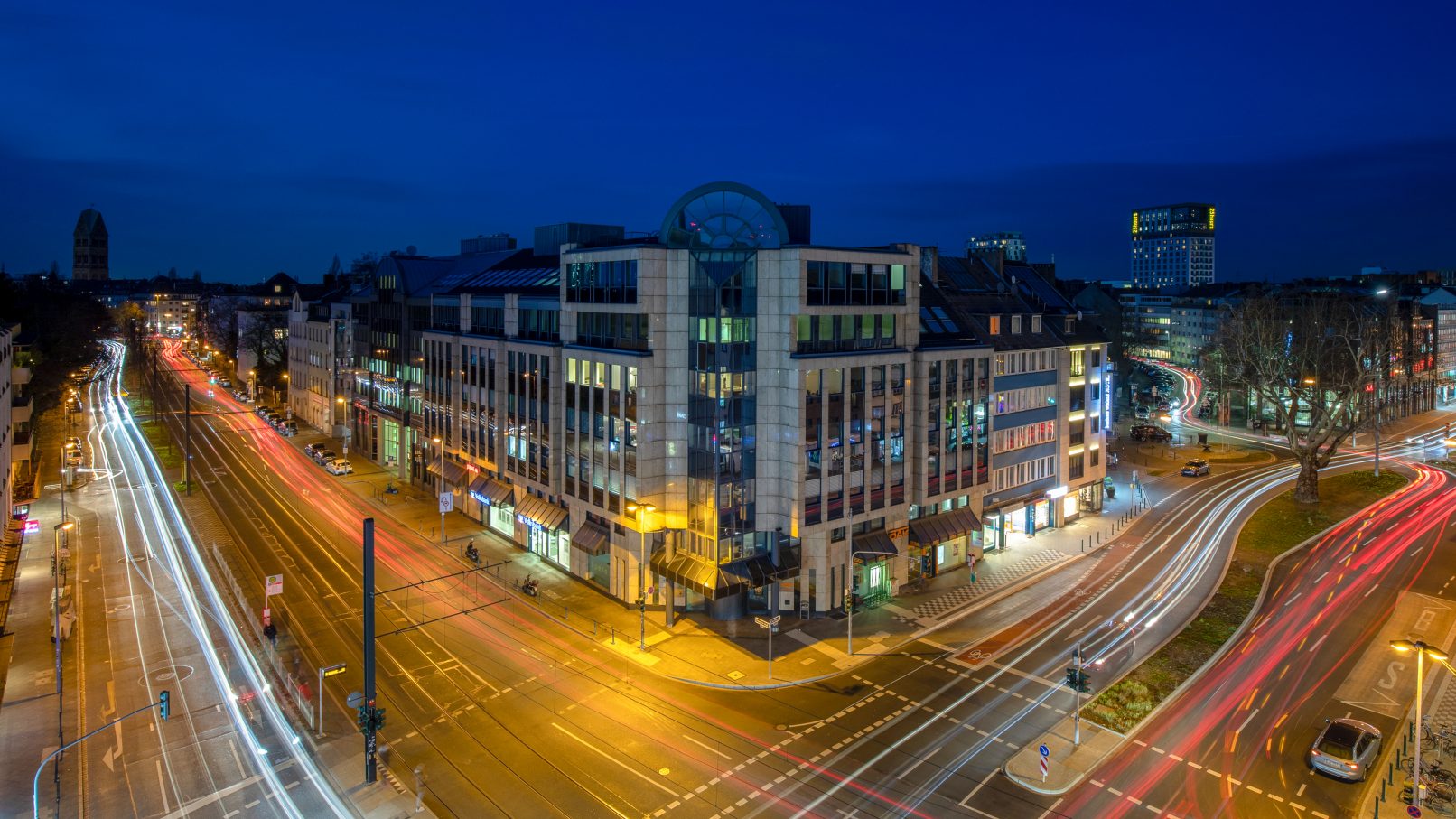 AM WEHRHAHN 50 / PEMPELFORTER STRAßE 50 Düsseldorf